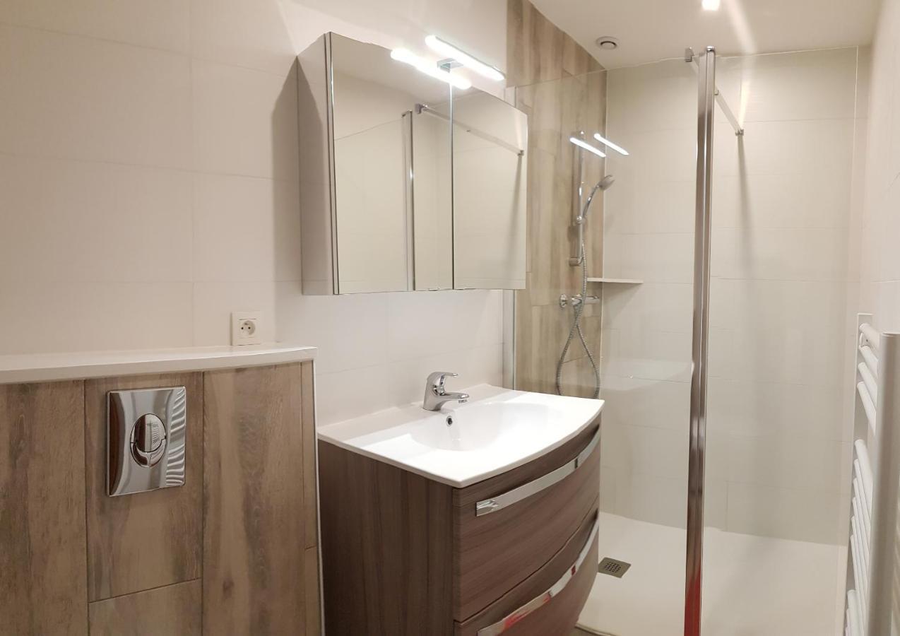 Izeaux Gites De La Croisee Des Chemins - Piscine Chauffee - Spa, Hammam Et Sauna מראה חיצוני תמונה