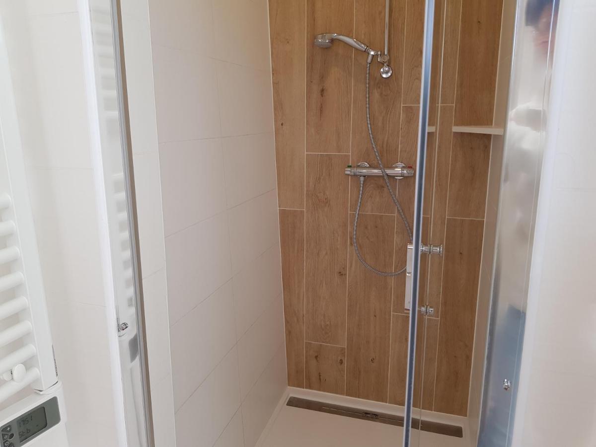 Izeaux Gites De La Croisee Des Chemins - Piscine Chauffee - Spa, Hammam Et Sauna מראה חיצוני תמונה